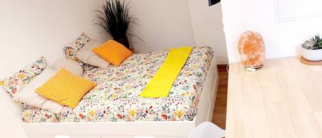 2 間睡房、上網、床單