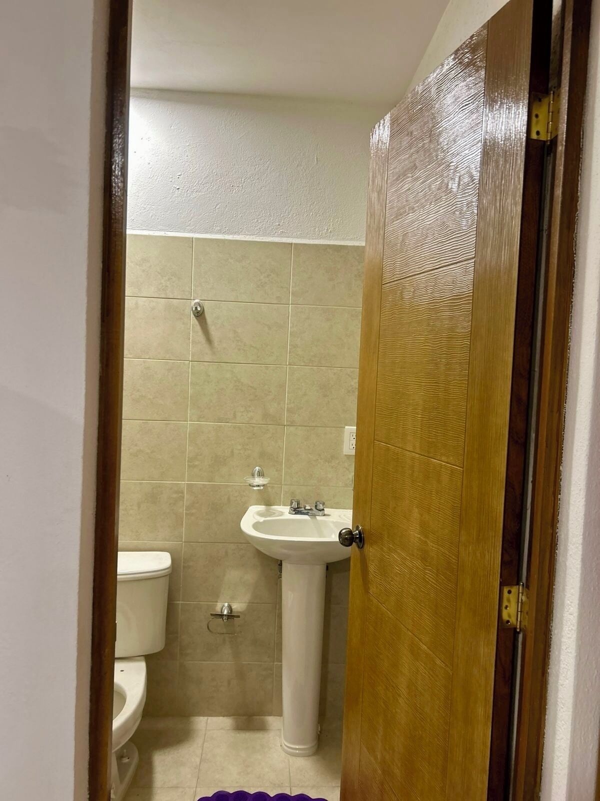 Shower, towels, soap, toilet paper