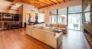 Living area - Pedacito de Lago - Lakeview Home (Valle de Bravo)