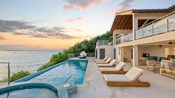 7 bedrooms