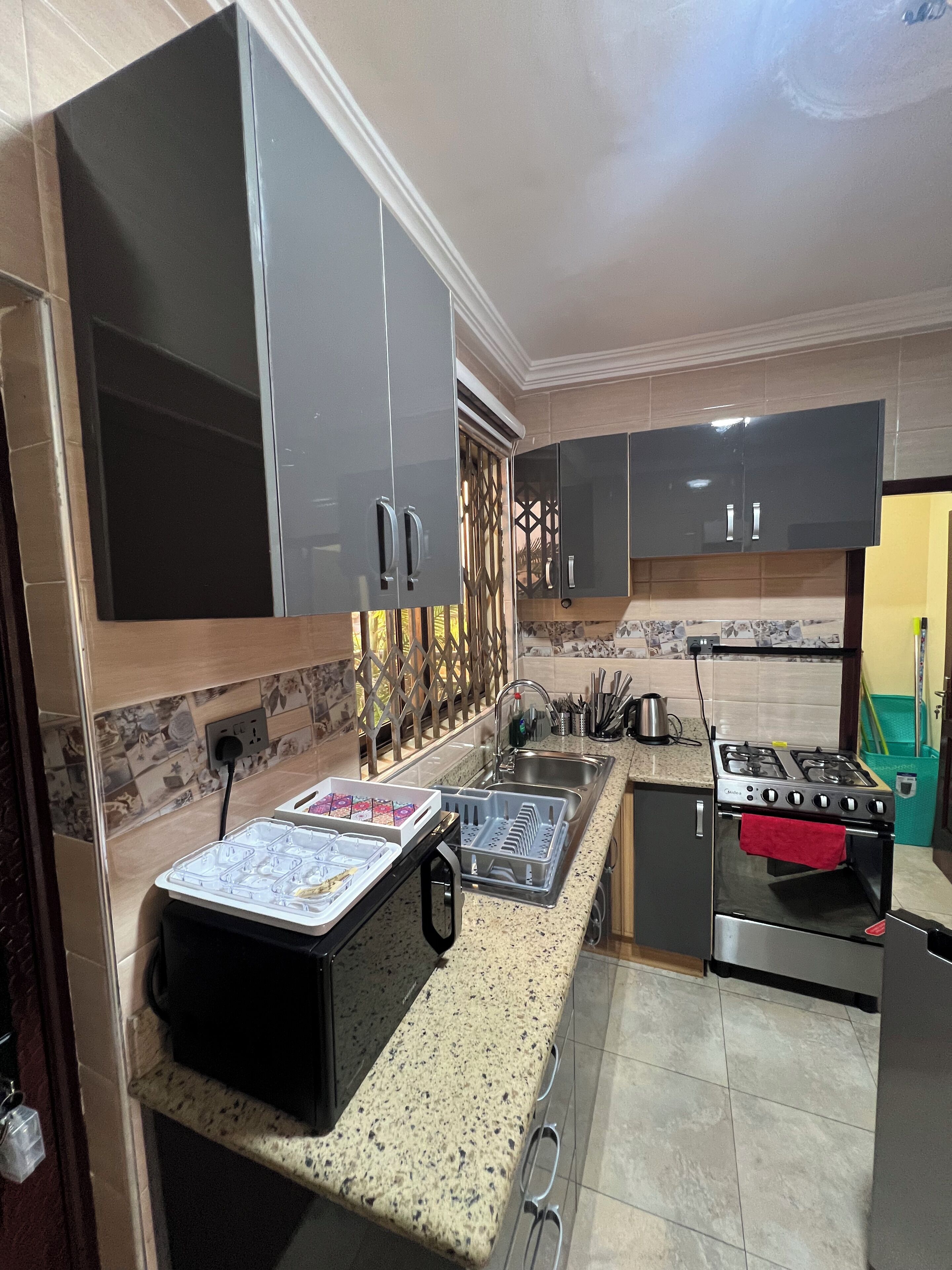 Standard Apartment, 2 Bedrooms | Private kitchen