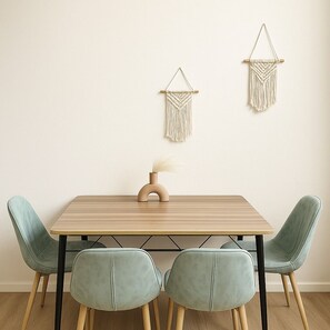 Dining - Green Two Bedroom apartment near Carmel Center (Haifa)