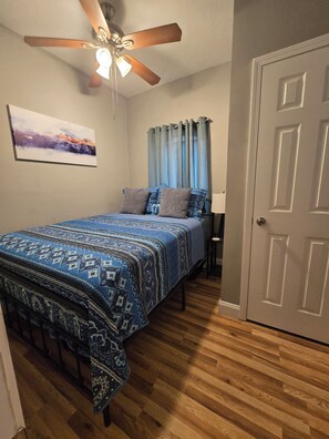 1 bedroom, iron/ironing board, Internet, bed sheets