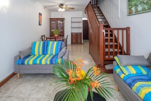 TV - Résidence Esses Duplex - Climatisé (Les Abymes)