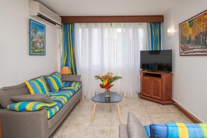 TV - Résidence Esses Duplex - Climatisé (Les Abymes)