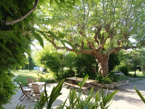 Chambre d'hôtes 'Chambre' avec terrasse partagée, jardin partagé et Wi-Fi