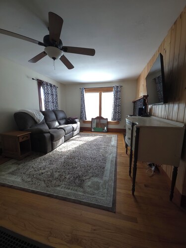 Marvelous 2-bedroom apartment in Saint Johnsbury close to downtown