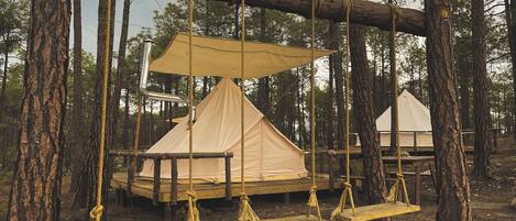 Panoramic Tent, Patio, Mountain View