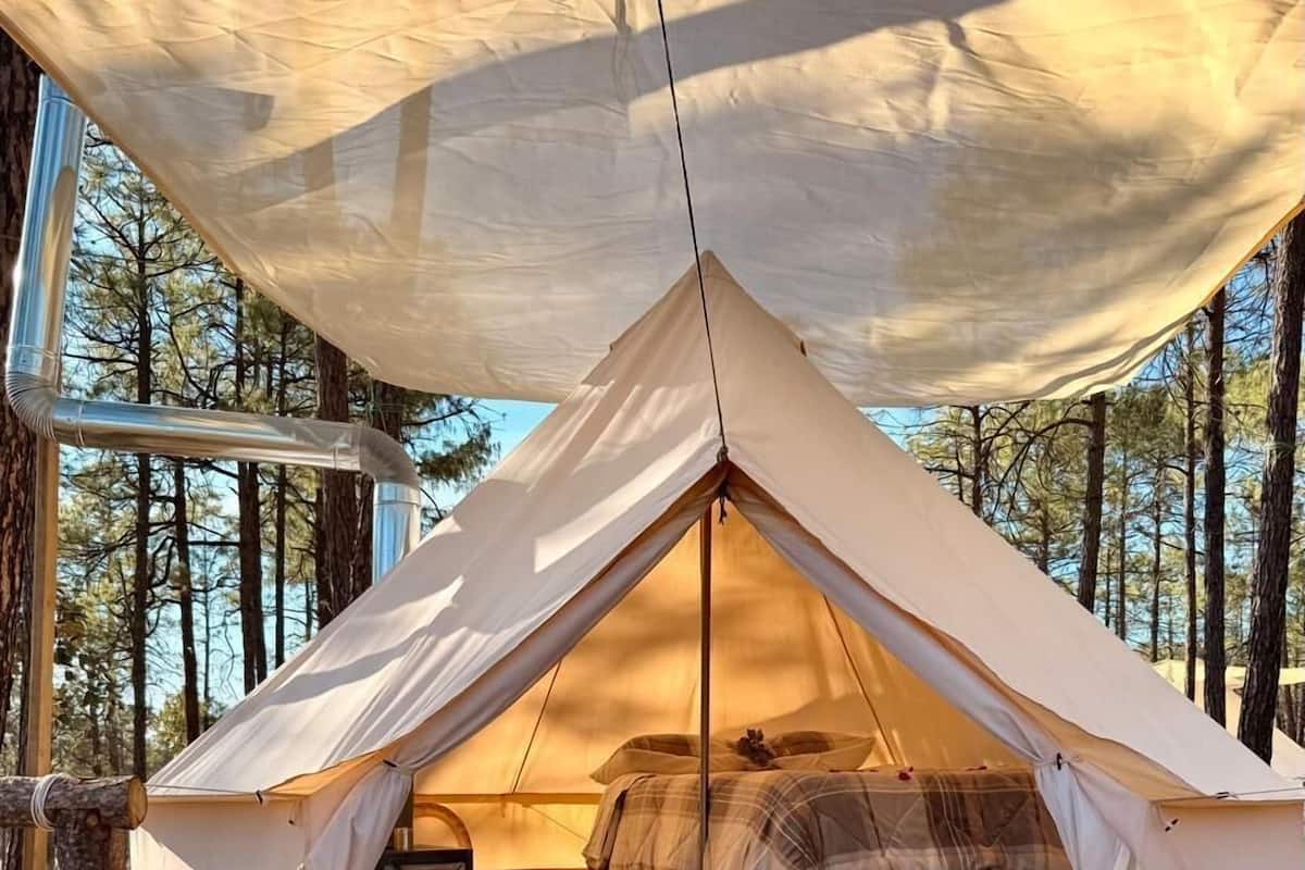 Glamping Romántico para Parejas con Calentón de Leña