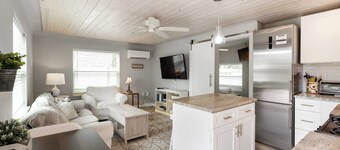 Welcome to our cottages 1 mile from the Gorgeous White Siesta Key Beach