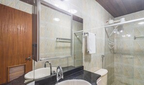 ベーシック ヴィラ | バスルーム | シャワー