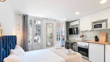1 bedroom, iron/ironing board, WiFi, bed sheets