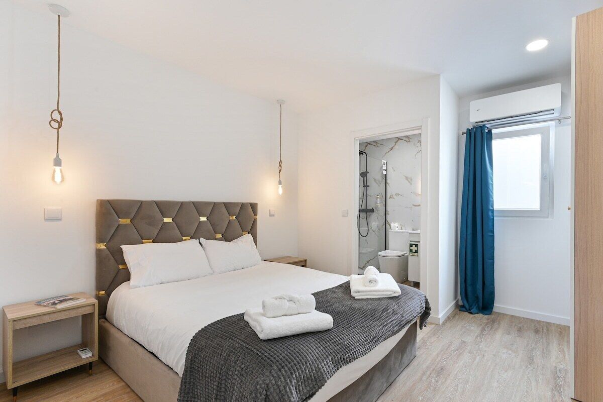 1 bedroom, iron/ironing board, Internet, bed sheets