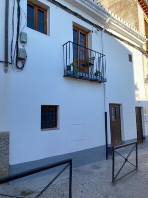 Exterior - Nazarí Villa at the foot of the Alhambra (Granada)