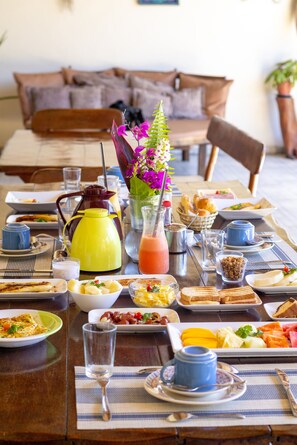 Free daily local cuisine breakfast 