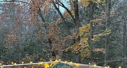 Year-Round Chalet: Fireplace, Deck & Outdoor Fun