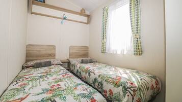 3 bedrooms, individually decorated, individually furnished