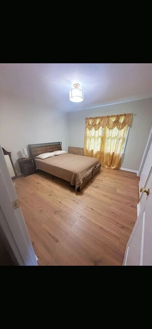 4 bedrooms, Internet, bed sheets - Perfect for families and groups (Conyers)