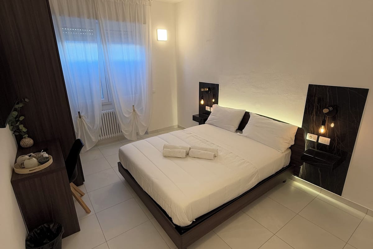 Double or Twin Room | Desk, free WiFi