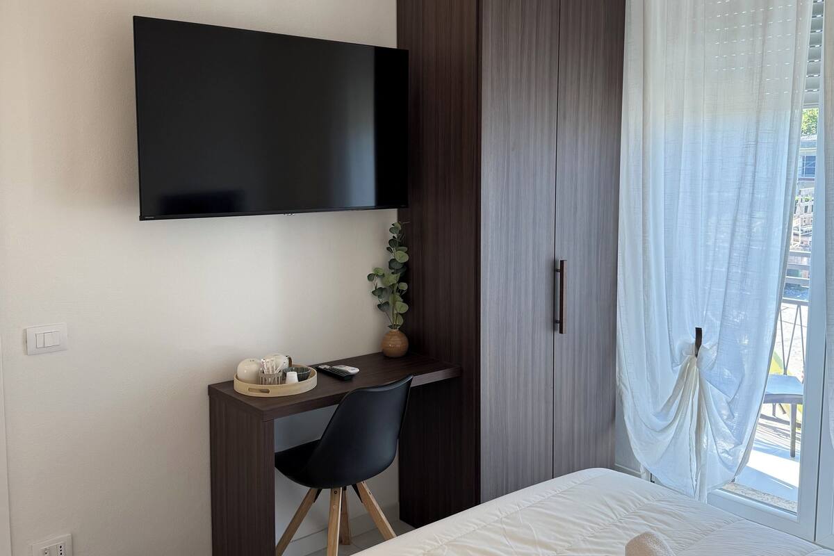 Habitación con 1 cama doble o 2 individuales | Escritorio y wifi gratis