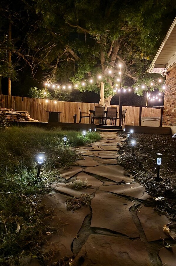 Terrace/patio - Chic 3Bd W/Hot Tub: Embrace the Outdoors! (Colorado Springs)