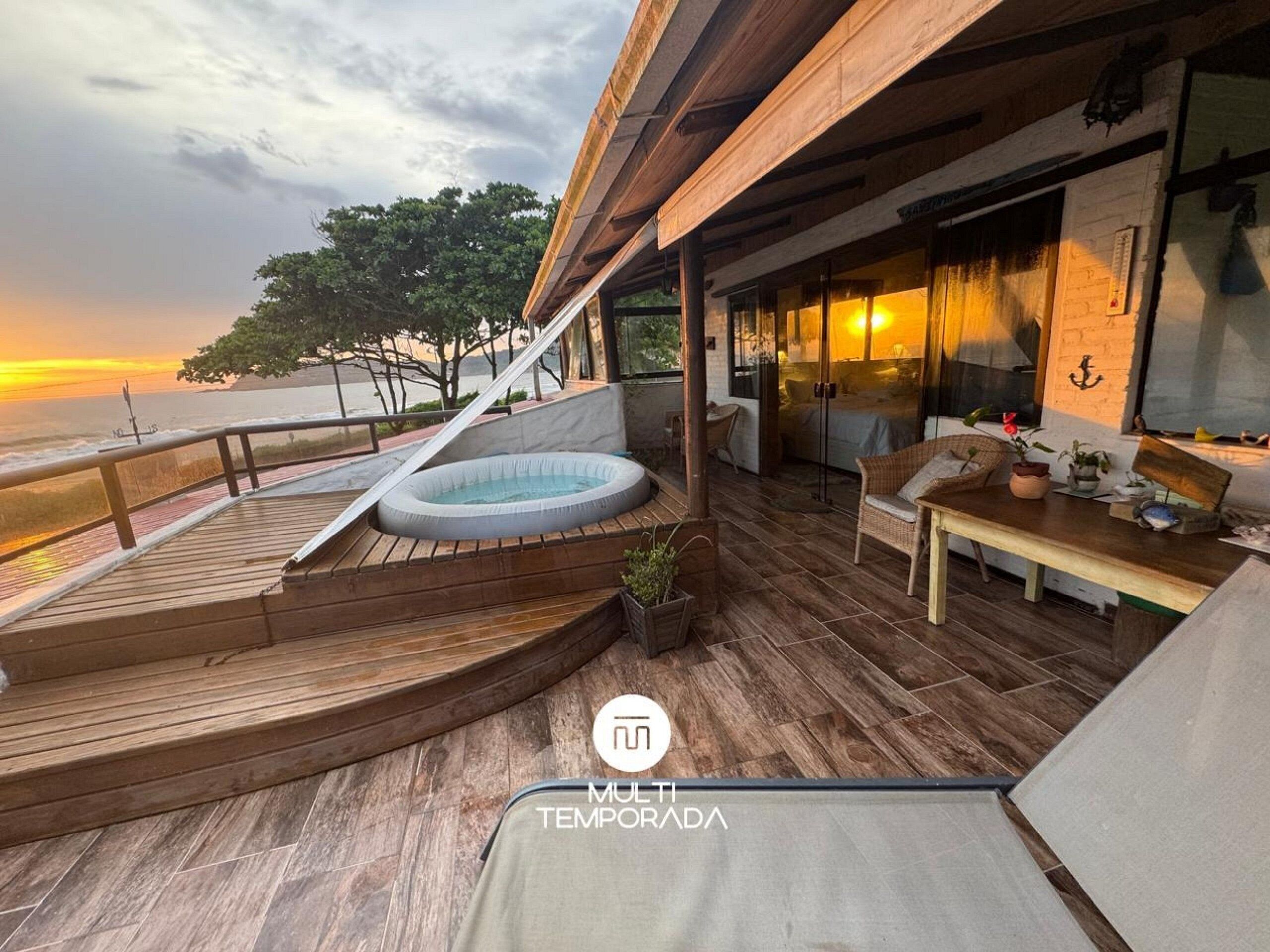 Suíte Água Viva com Jacuzzi - Ondas da Grande - Penha - SC | Bathroom | Shower, hair dryer, towels, toilet paper