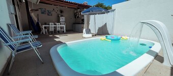 Casa c 4 su tes Piscina Churrasqueira e Garagem