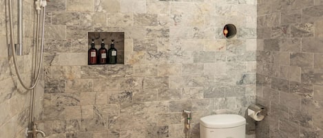 Separate bathtub and shower, deep-soaking bathtub