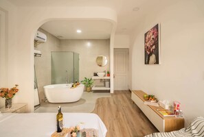 Suite Studio Exécutive | Salle de bain