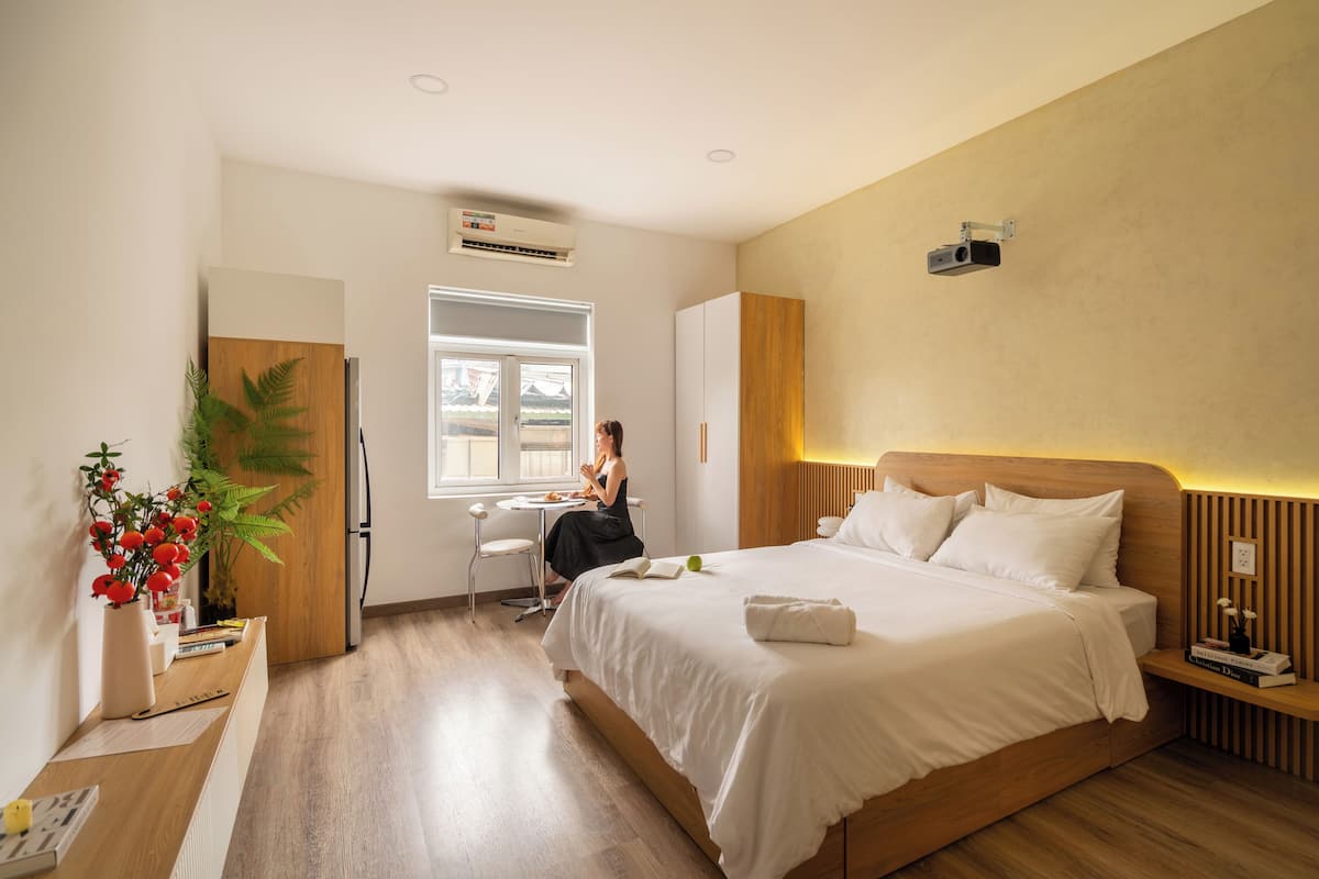 Business Studio Suite, Housekeeping