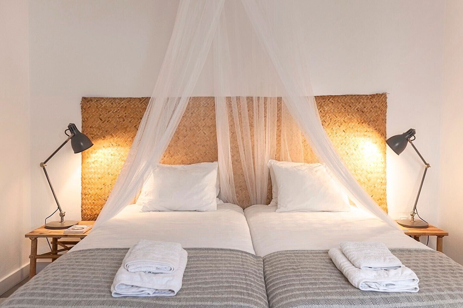 2 dormitorios, tabla de planchar con plancha, wifi y ropa de cama