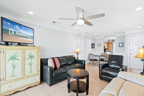 TV - Laguna Bella C4 with Pool (Gulf Shores)