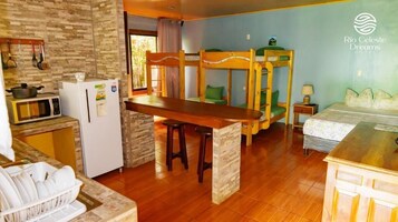 Cortinas blackout, wifi gratis y acceso para silla de ruedas 