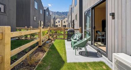 Pinnacle Peaks - Queenstown Holiday Home