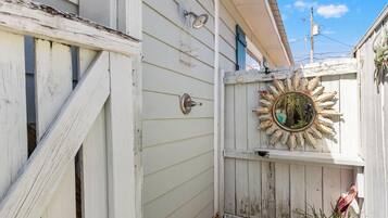 House | Room amenity