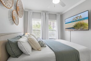3 habitaciones, tabla de planchar con plancha y cuna de viaje