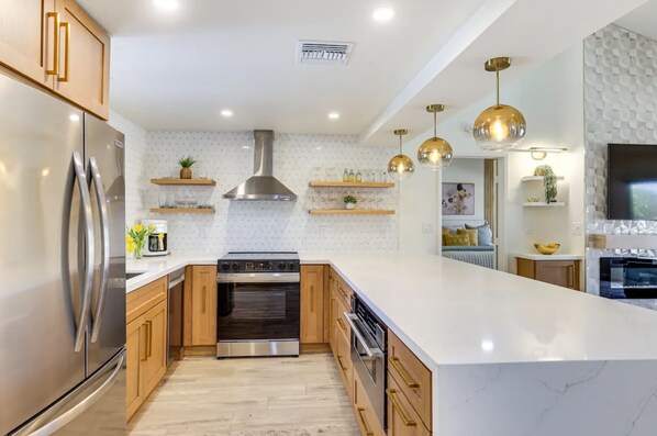 Fridge, microwave, oven, stovetop