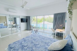 1 bedroom, desk, iron/ironing board, WiFi