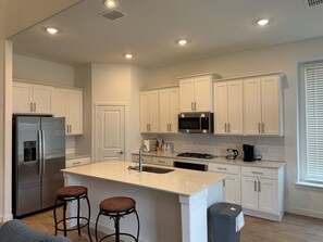 Private kitchen - Perfect 3BR Home in Little Elm, TX close to Frisco, TX - PGA, Universal Kids (Little Elm)