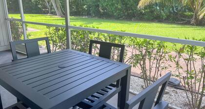 Two Bedroom Queen Villa