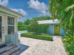 تفاصيل الفندق من الخارج