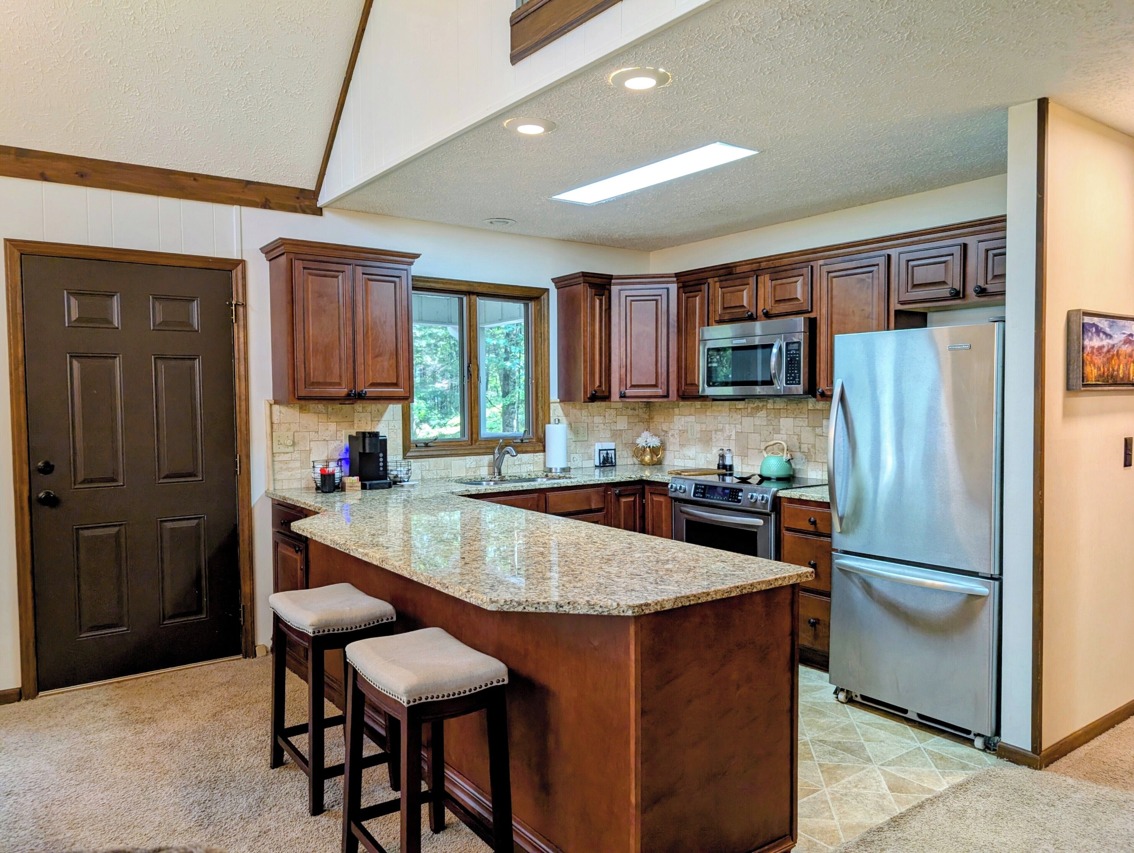 冰箱、微波炉、烤箱、炉灶