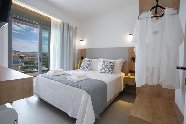 Room - Achillion Suites (Lefkada)