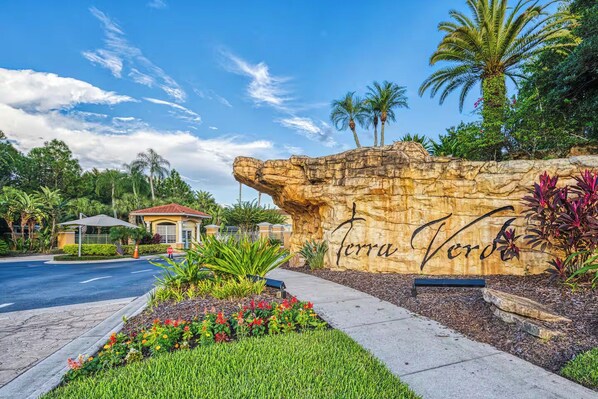 Property grounds - ⁕ Disney parks! Luxury resort villa • Private pool (Kissimmee)