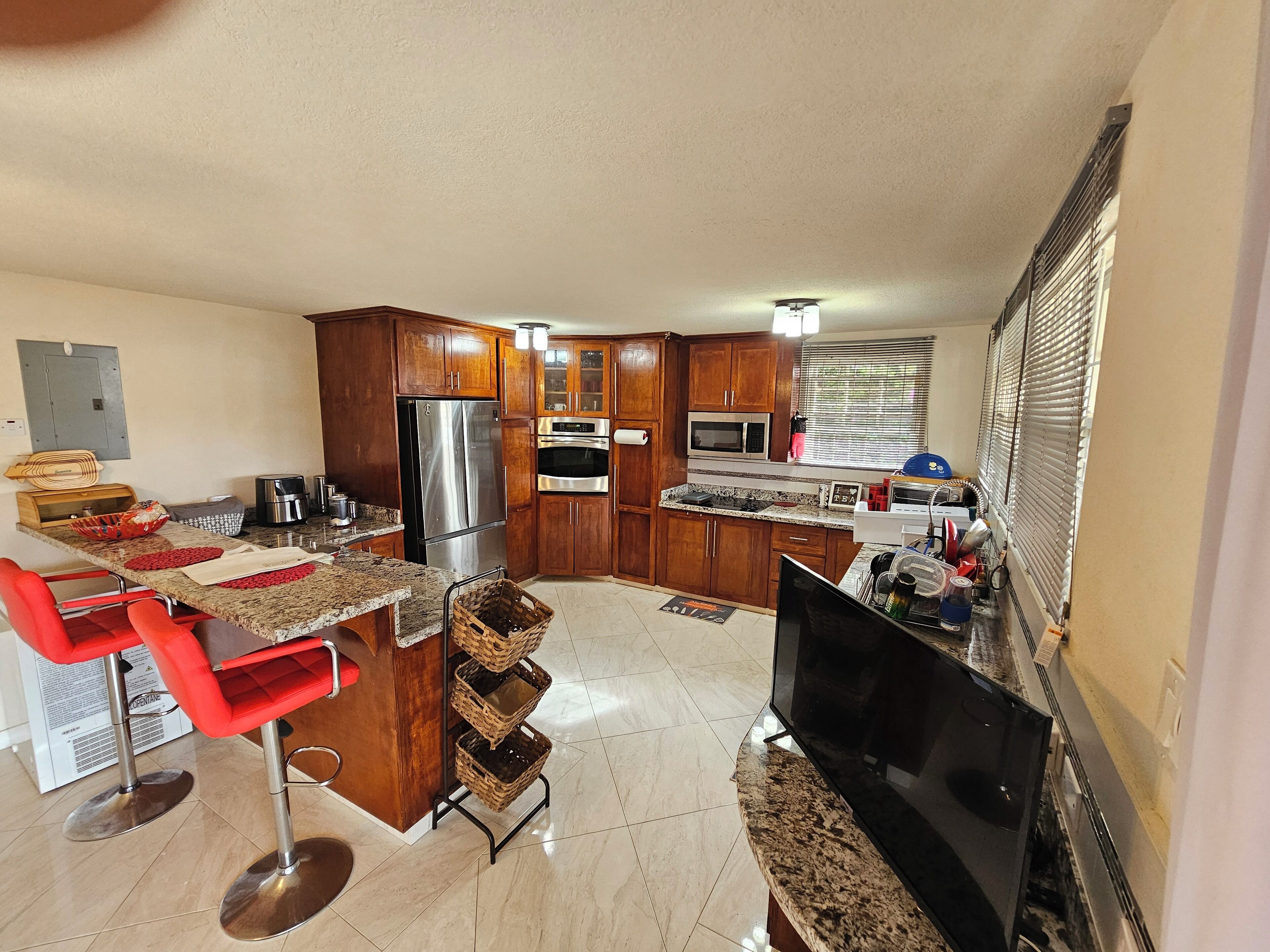 Microwave, oven, stovetop