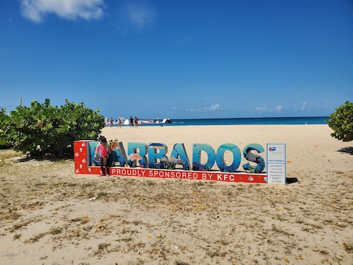 Ocean-View Barbados Getaway, Family & Pet-Friendly, Games Room + 5min to Beach
