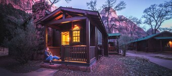 Zion Lodge