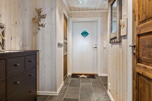Interior - Spacious Family Cabin with Jacuzzi (Nord-Aurdal)
