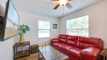 Smart TV, video games