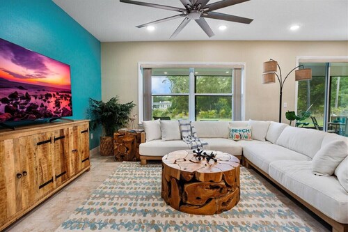 4BR Sebastian Getaway • Beaches, Surf & Fishing